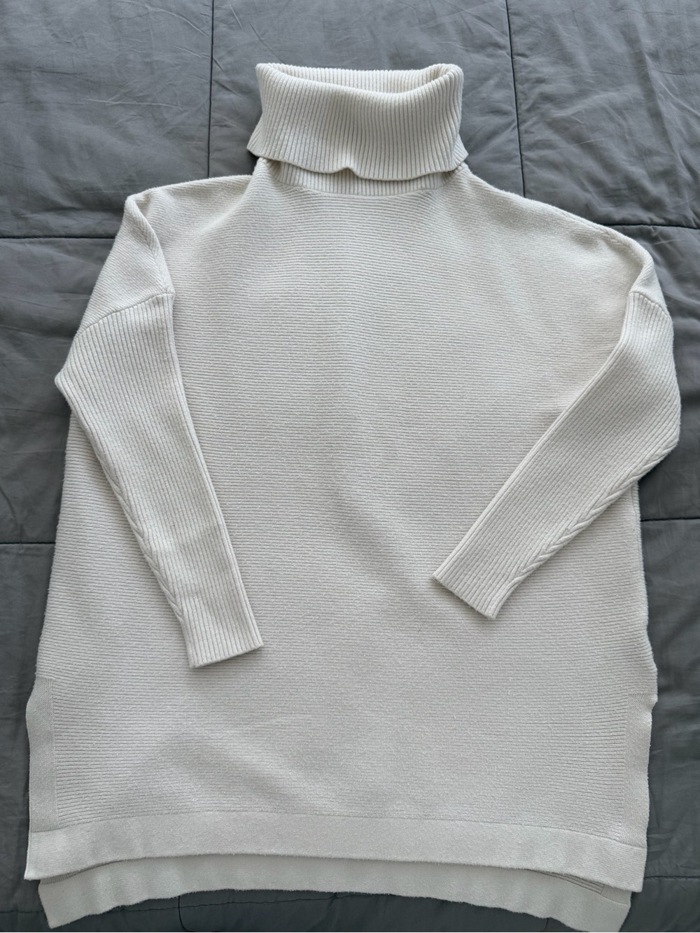 LILLUSORY Womens White Oversized Turtleneck Sweater Size M